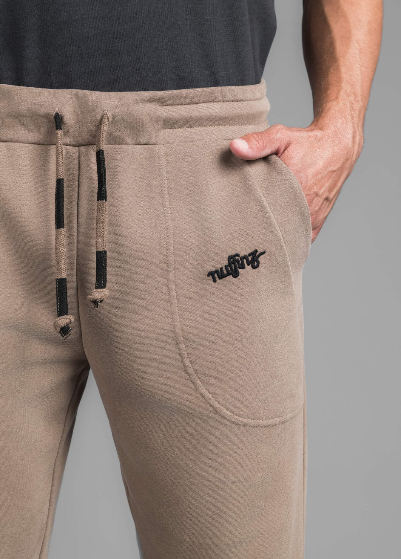 PINE BARK SOLID PANTS