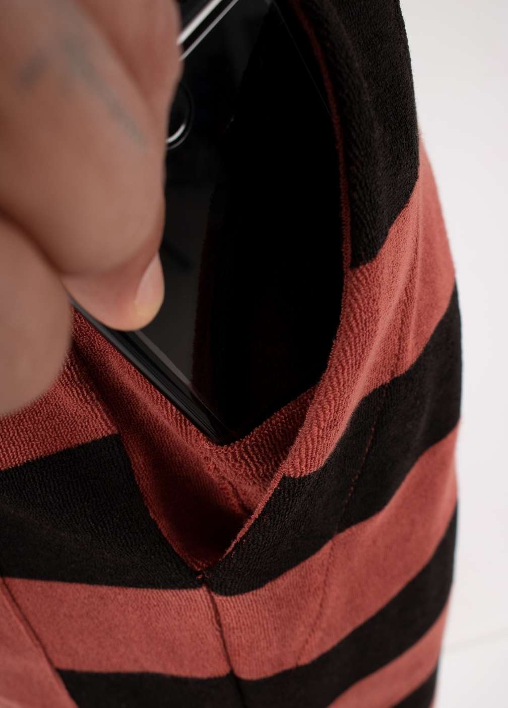 TANDOORI SPICE TOWEL SHORTS ST closeup - phone pocket - men's shorts with hidden pocket for smartphones